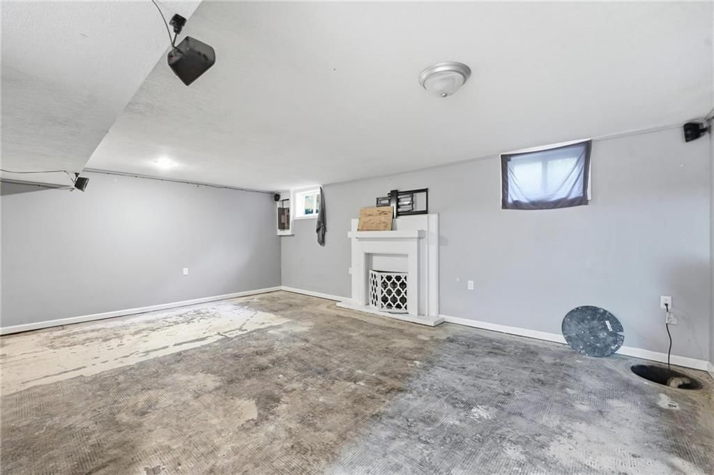 4311 N Walnut Street — photo 34