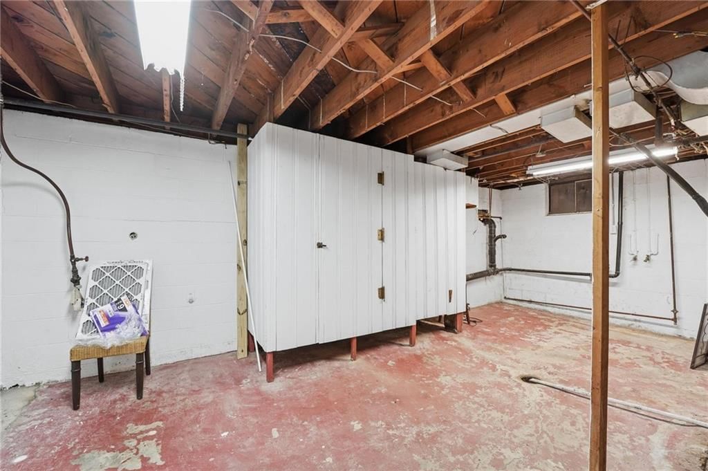 4311 N Walnut Street — photo 35