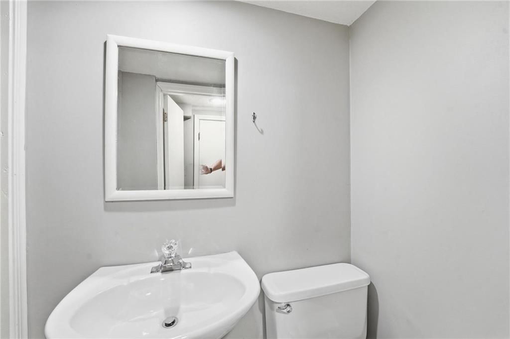 4311 N Walnut Street — photo 36