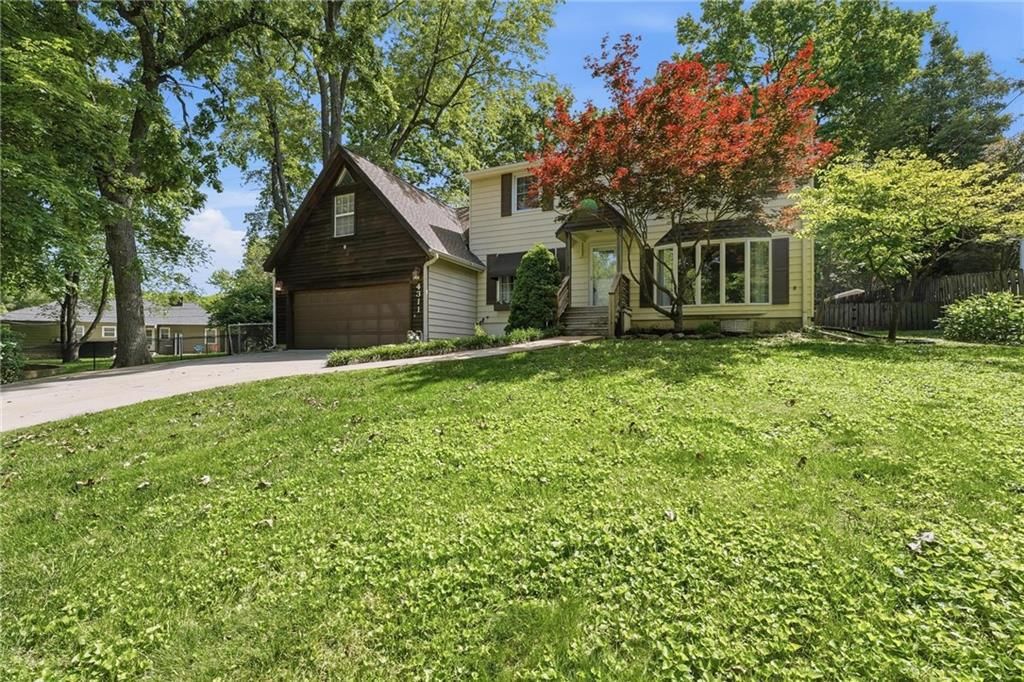 4311 N Walnut Street — photo 43