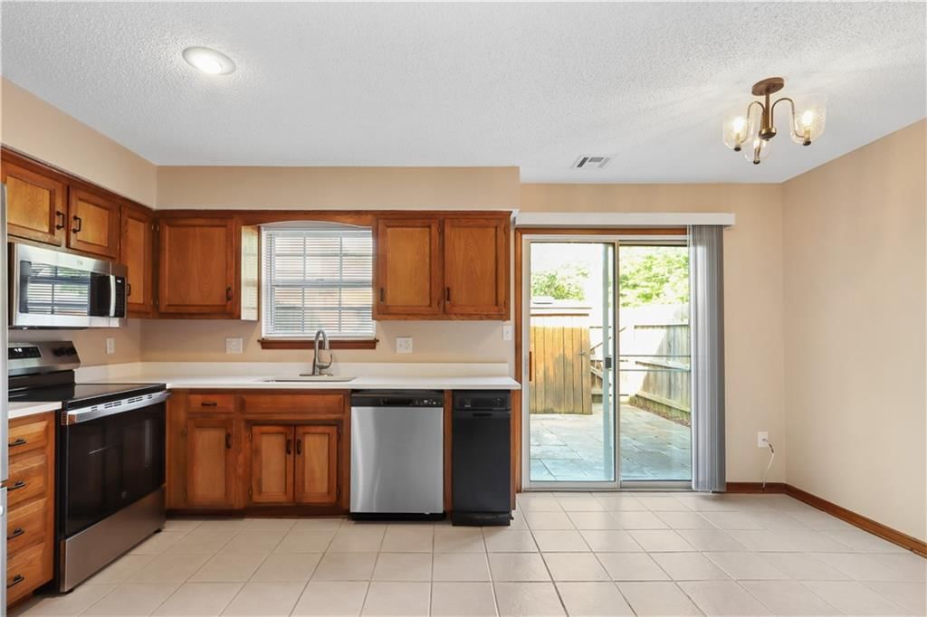6635 N Cosby Street — photo 7