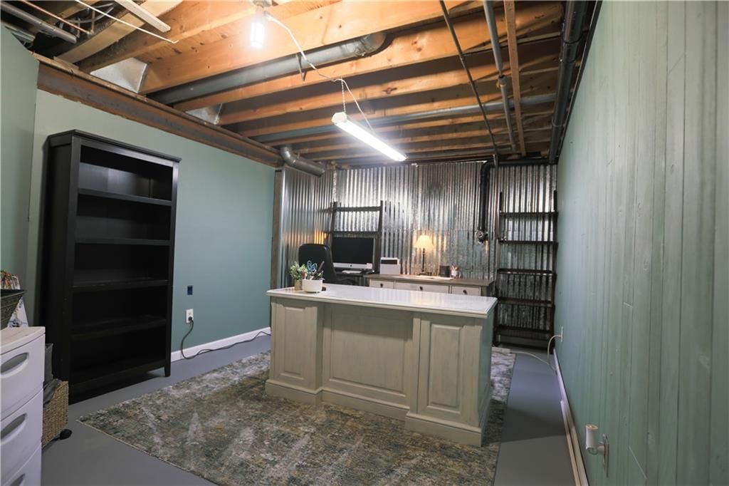 202 Howard Road — photo 40