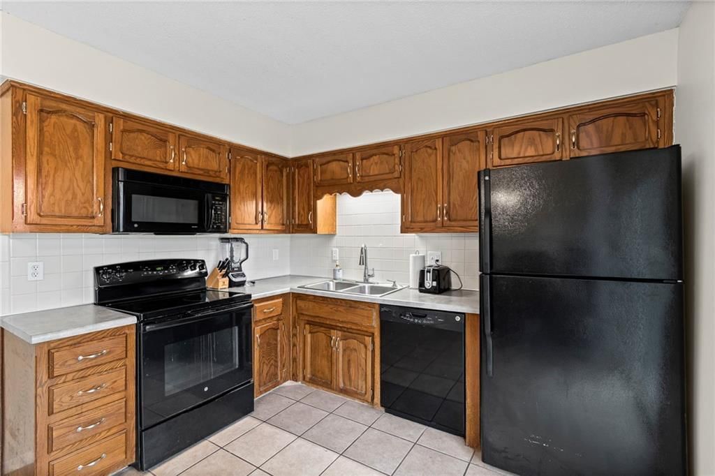 8709 N Hull Avenue — photo 4