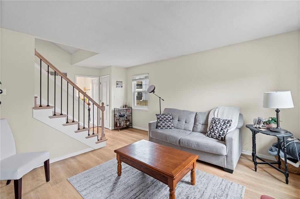 8709 N Hull Avenue — photo 9