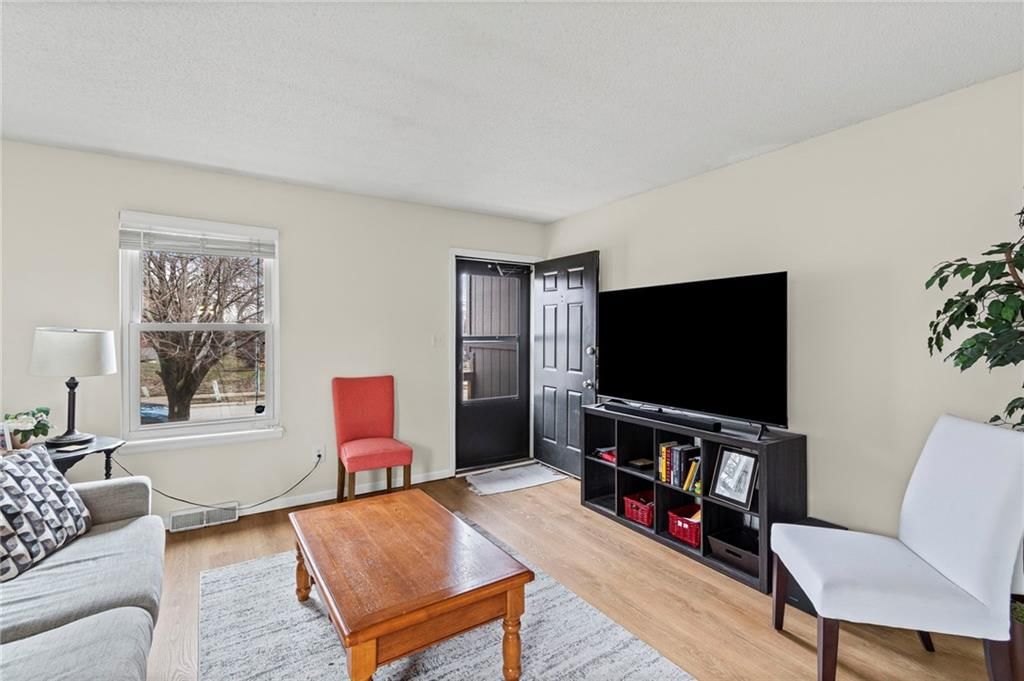 8709 N Hull Avenue — photo 10