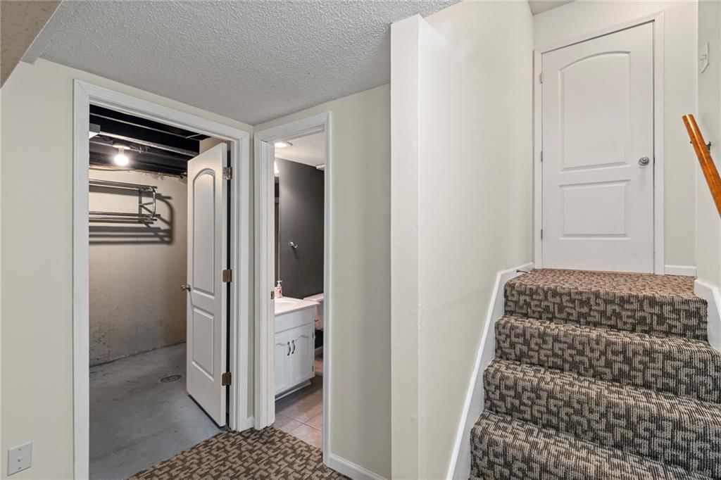 8709 N Hull Avenue — photo 18