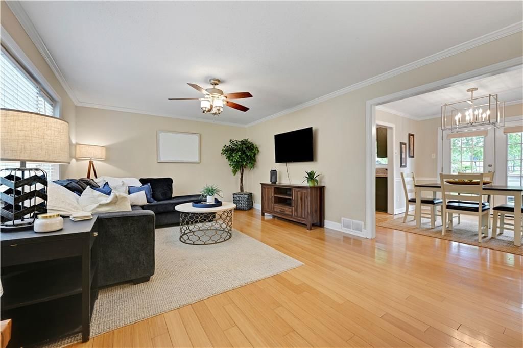 2525 W 79th Street — photo 9