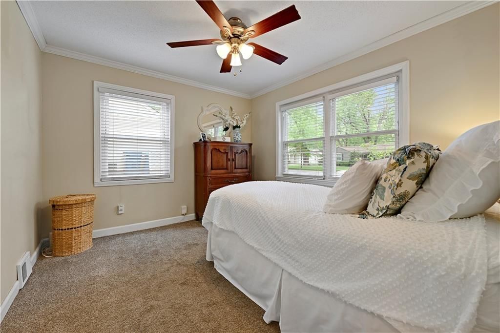 2525 W 79th Street — photo 19