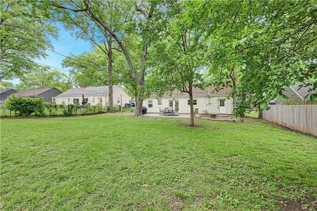 2525 W 79th Street — photo 22
