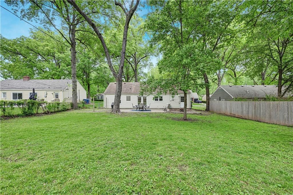 2525 W 79th Street — photo 24