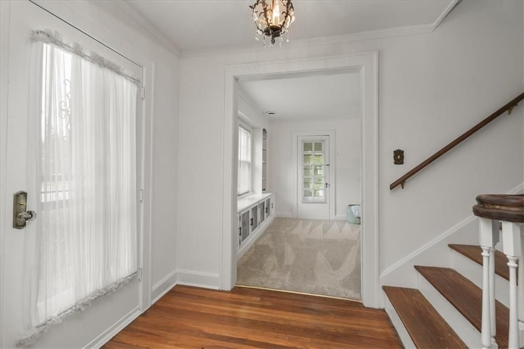 1525 W Lexington Avenue — photo 4