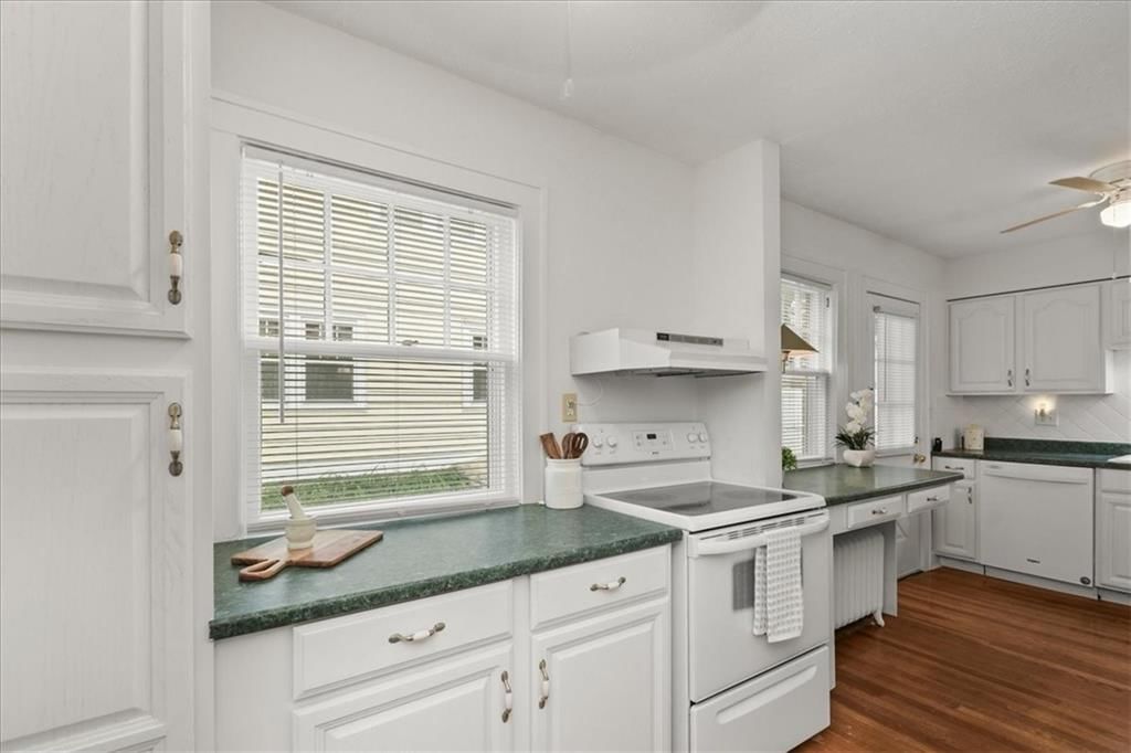 1525 W Lexington Avenue — photo 15