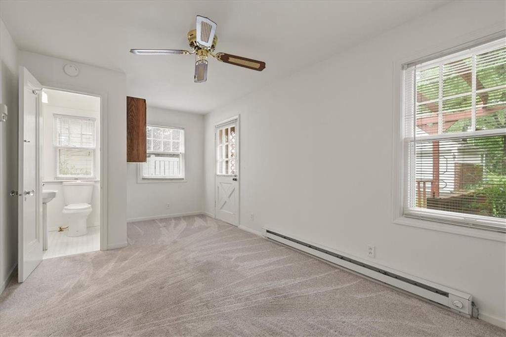 1525 W Lexington Avenue — photo 18