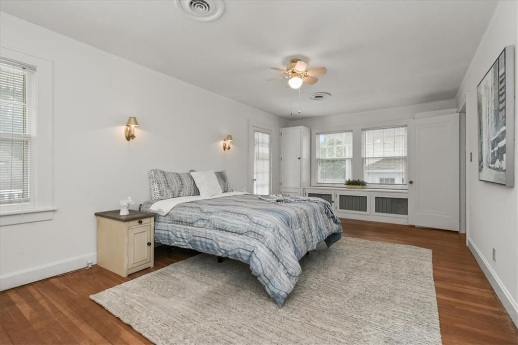 1525 W Lexington Avenue — photo 20