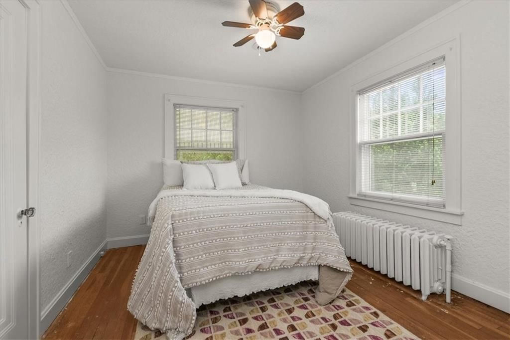 1525 W Lexington Avenue — photo 23