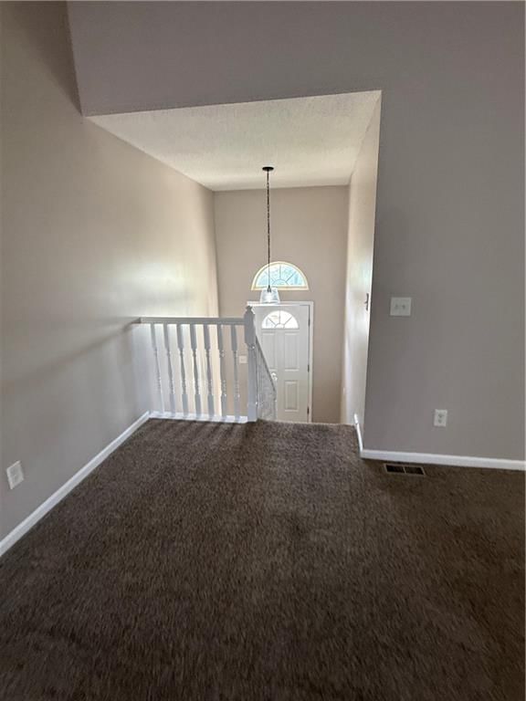 505 Regina Court — photo 2
