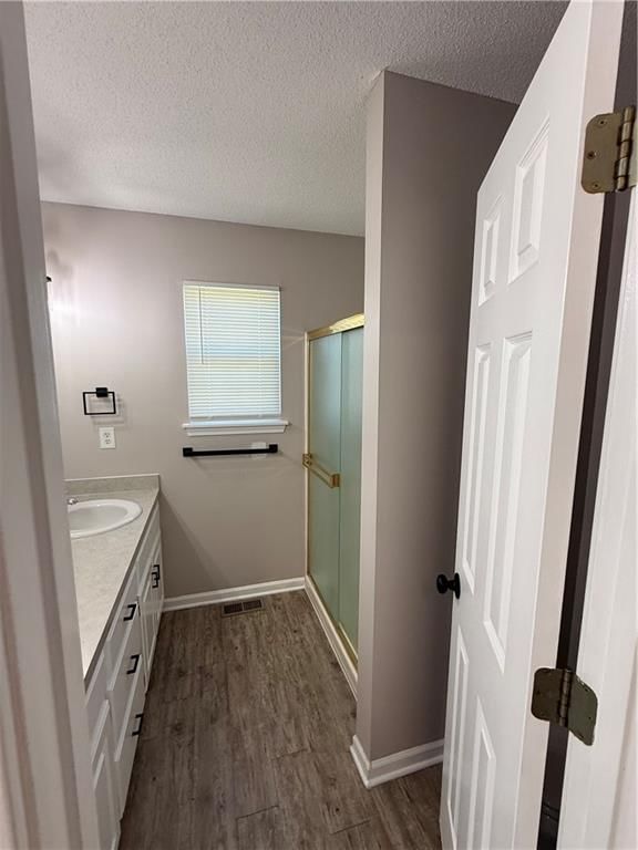 505 Regina Court — photo 9