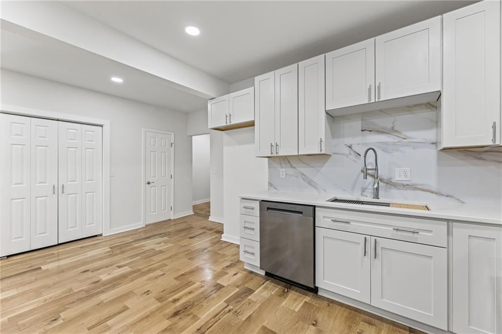 2515 Askew Avenue — photo 3