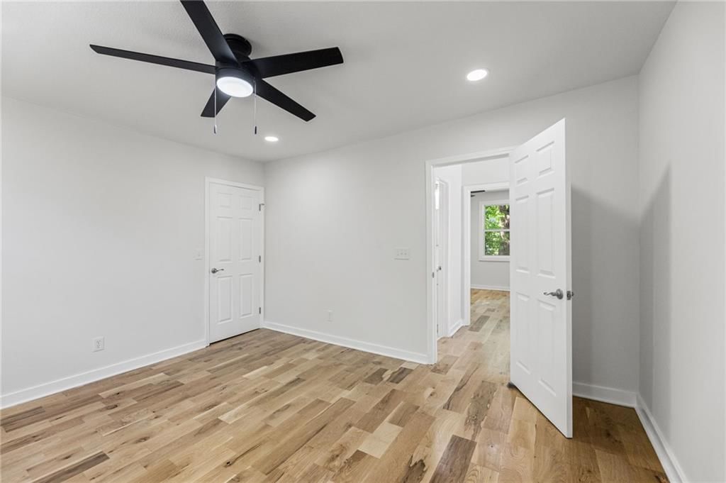 2515 Askew Avenue — photo 23
