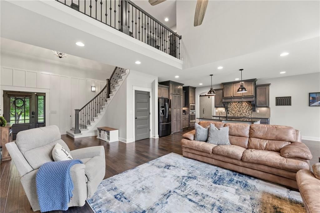 11214 S Race Street — photo 10