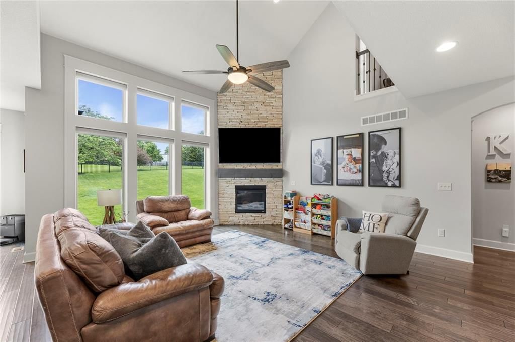 11214 S Race Street — photo 12