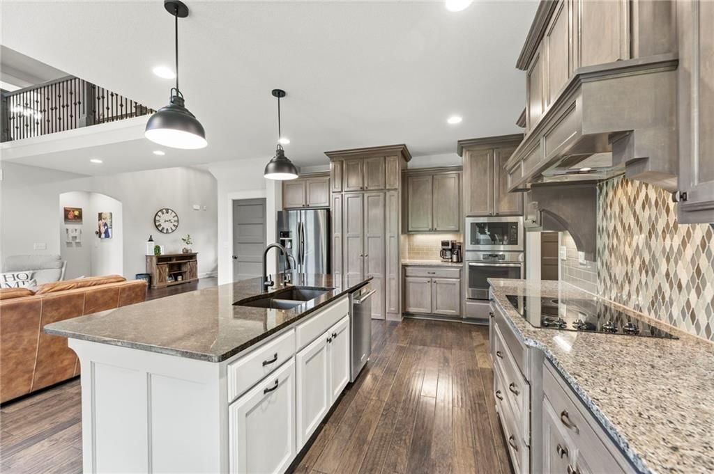 11214 S Race Street — photo 16