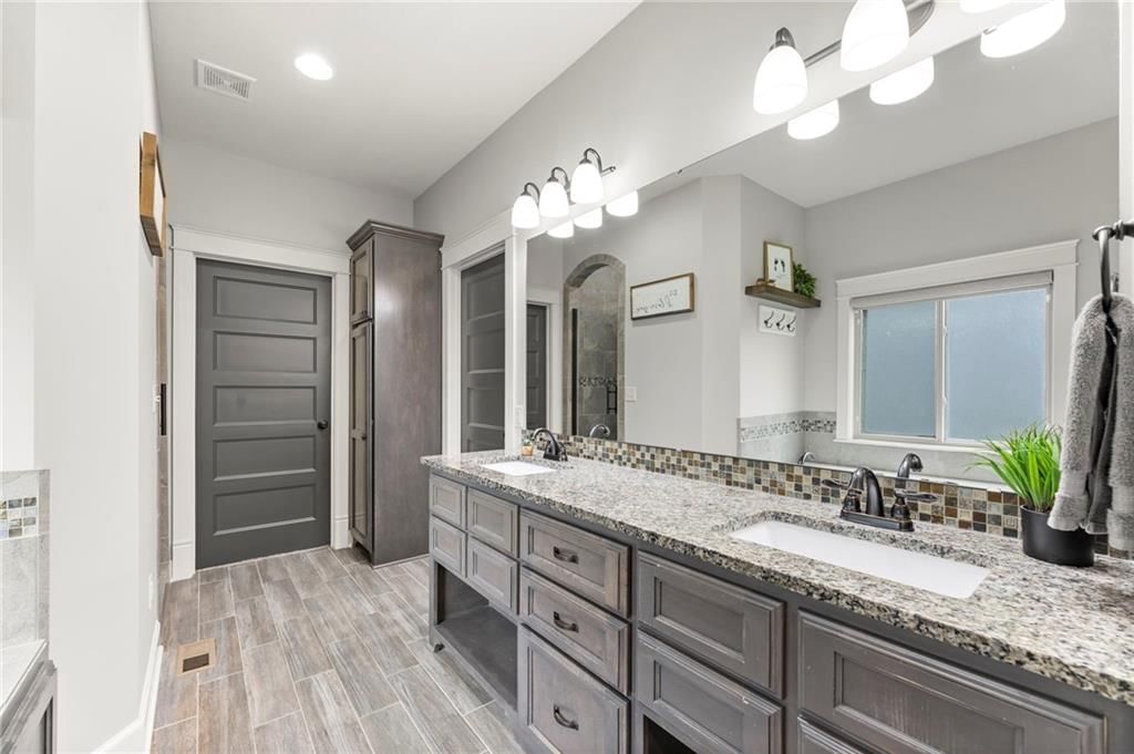 11214 S Race Street — photo 25