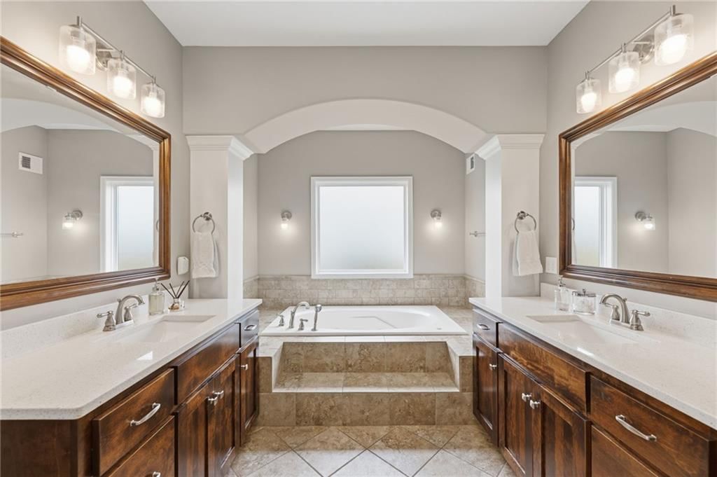 7019 Apache Drive — photo 15