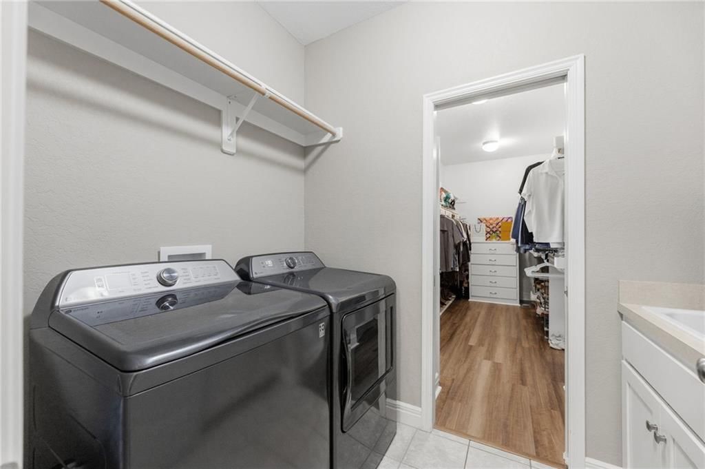 7019 Apache Drive — photo 18