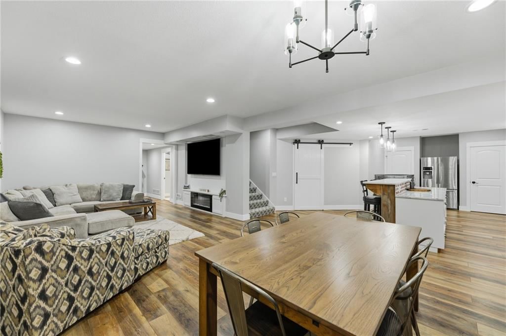 7019 Apache Drive — photo 27