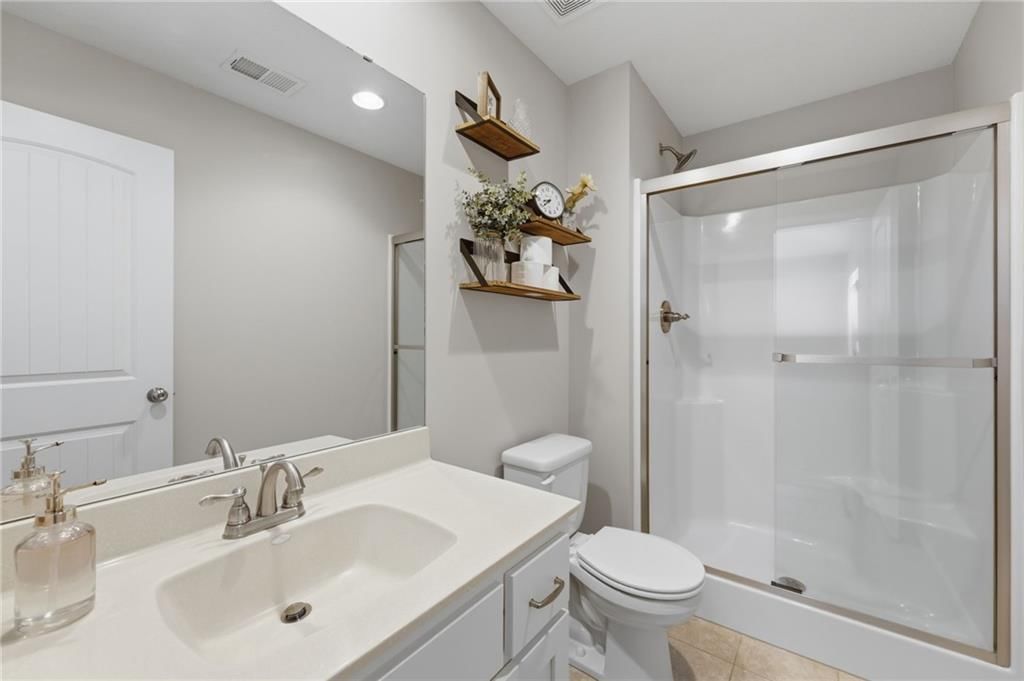 7019 Apache Drive — photo 44