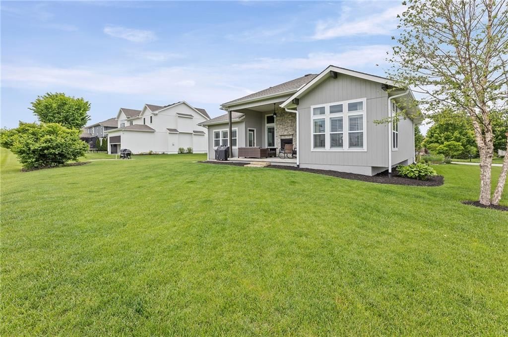 7019 Apache Drive — photo 47