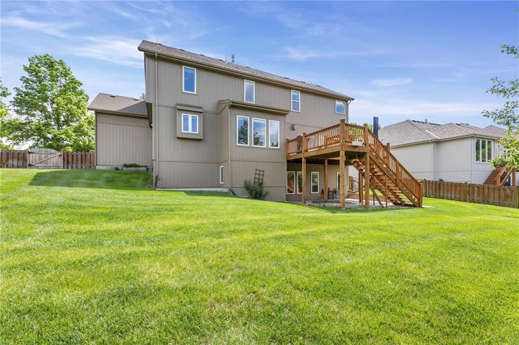 12324 Bradshaw Street — photo 2