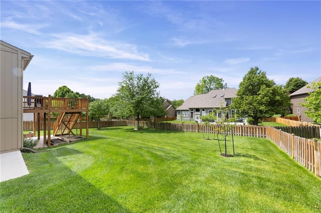 12324 Bradshaw Street — photo 3
