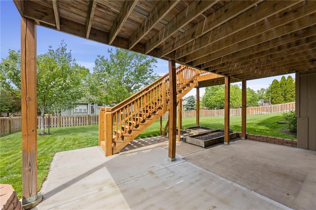 12324 Bradshaw Street — photo 5
