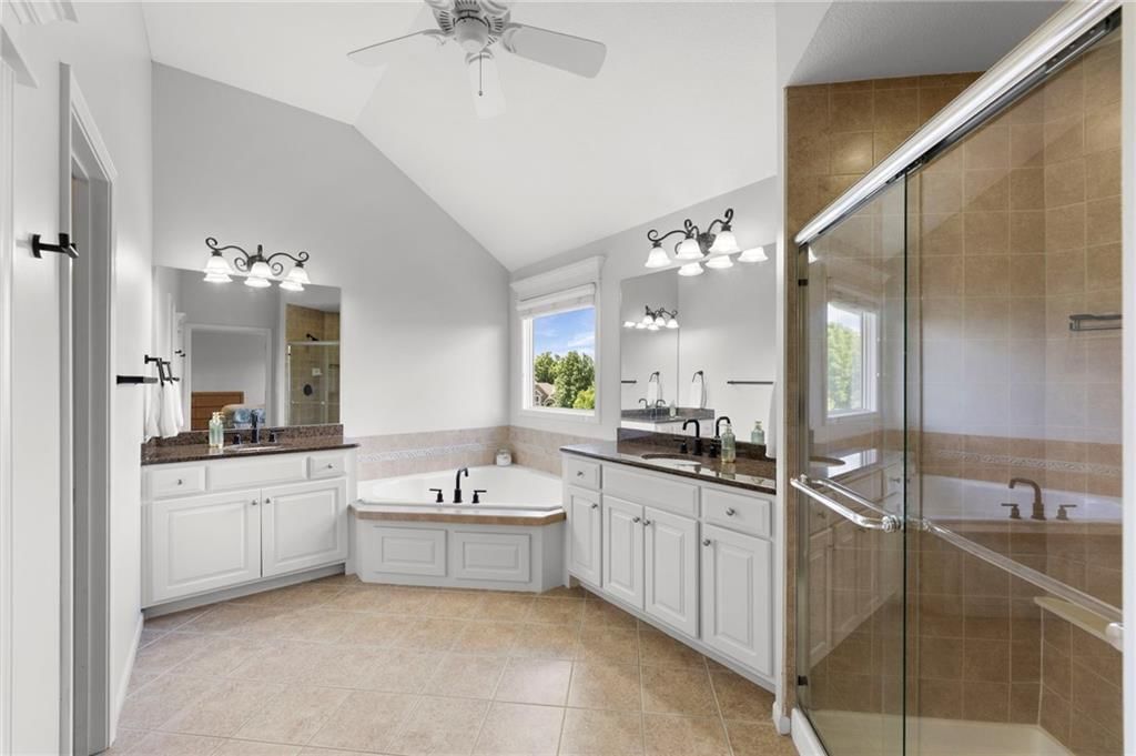 12324 Bradshaw Street — photo 29