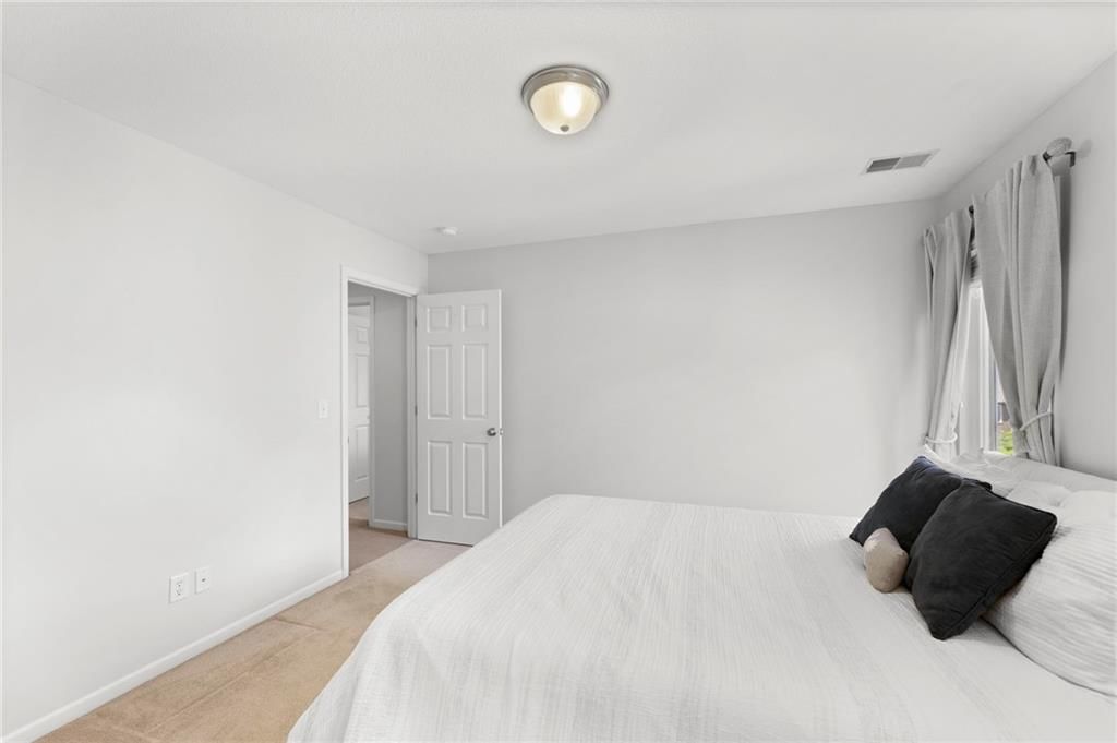 12324 Bradshaw Street — photo 37