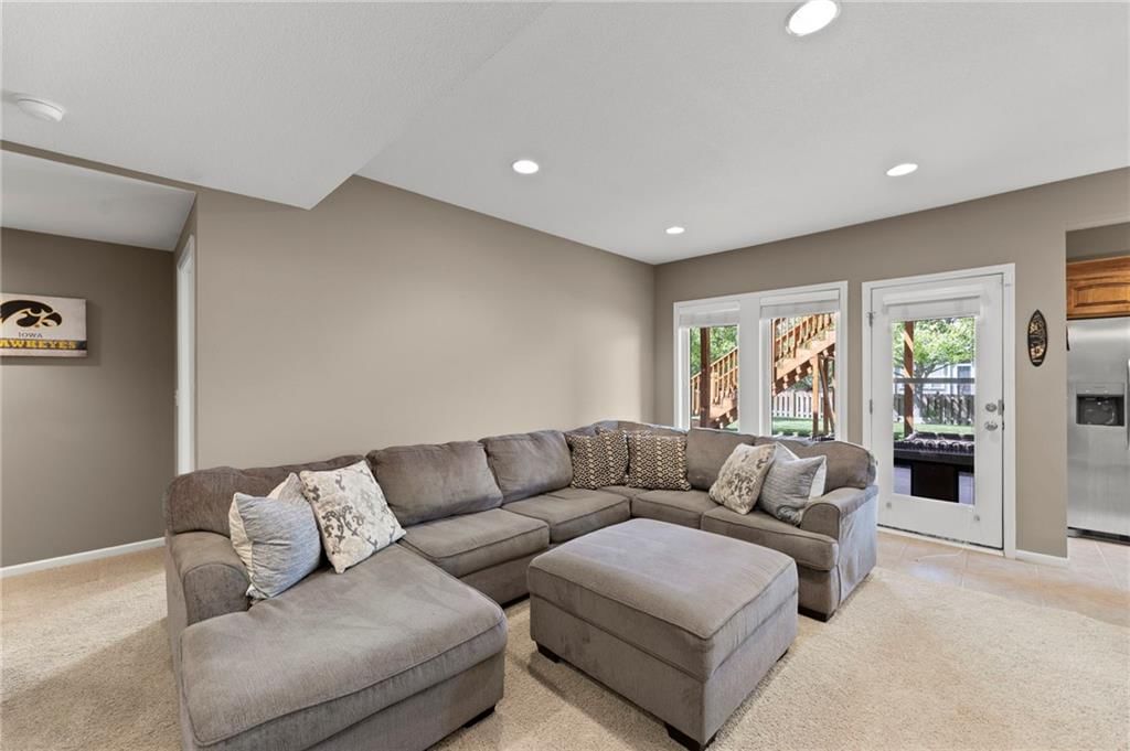 12324 Bradshaw Street — photo 45