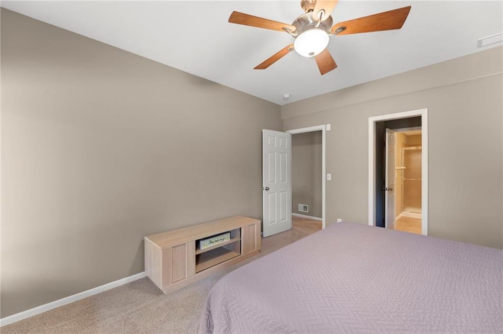 12324 Bradshaw Street — photo 48