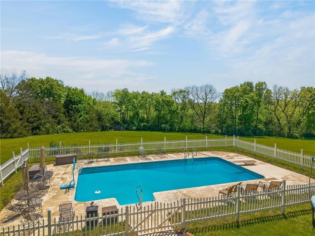 12918 Lakeland Drive — photo 10