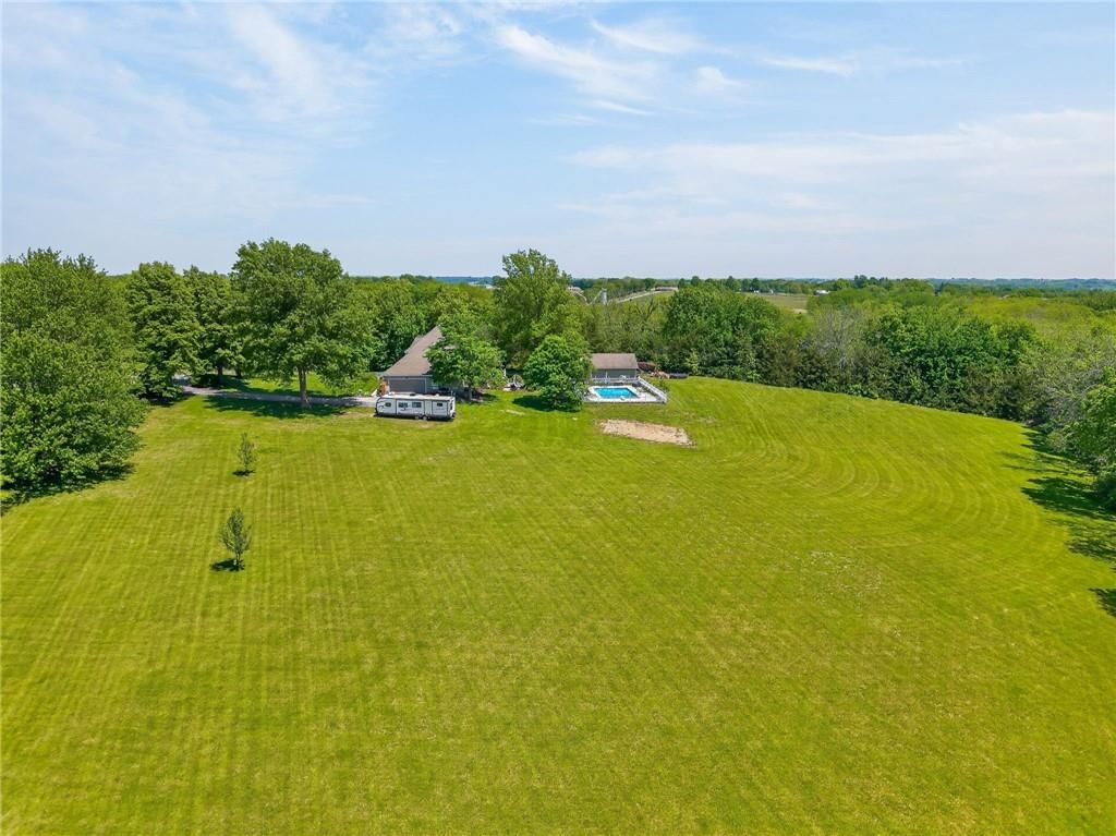 12918 Lakeland Drive — photo 11