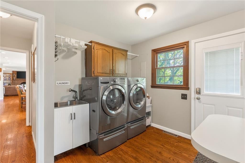 12918 Lakeland Drive — photo 32