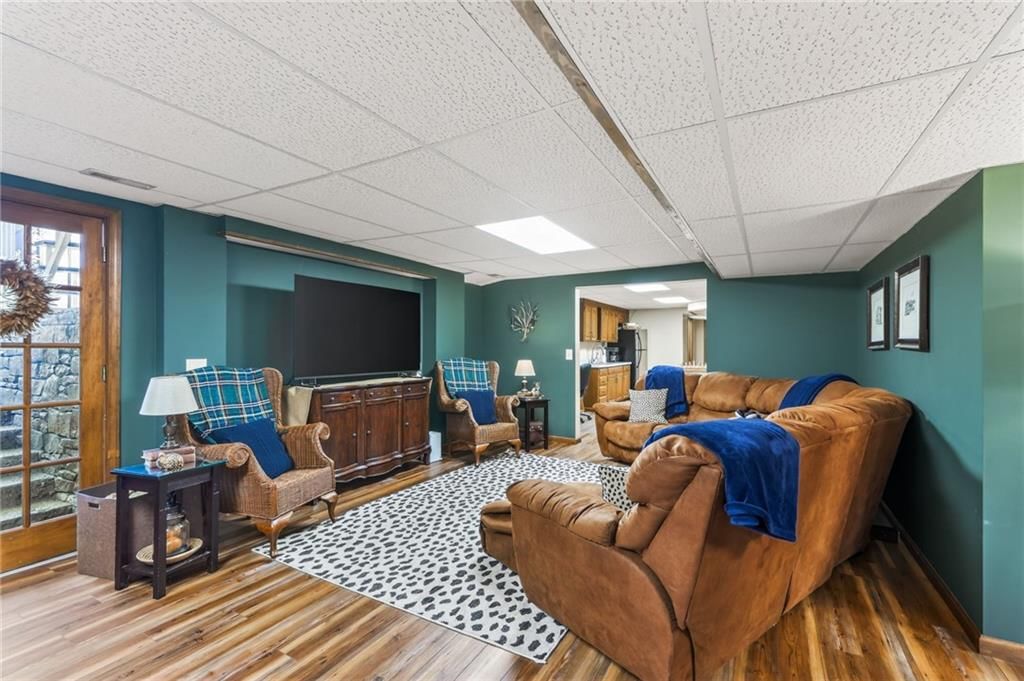 12918 Lakeland Drive — photo 48