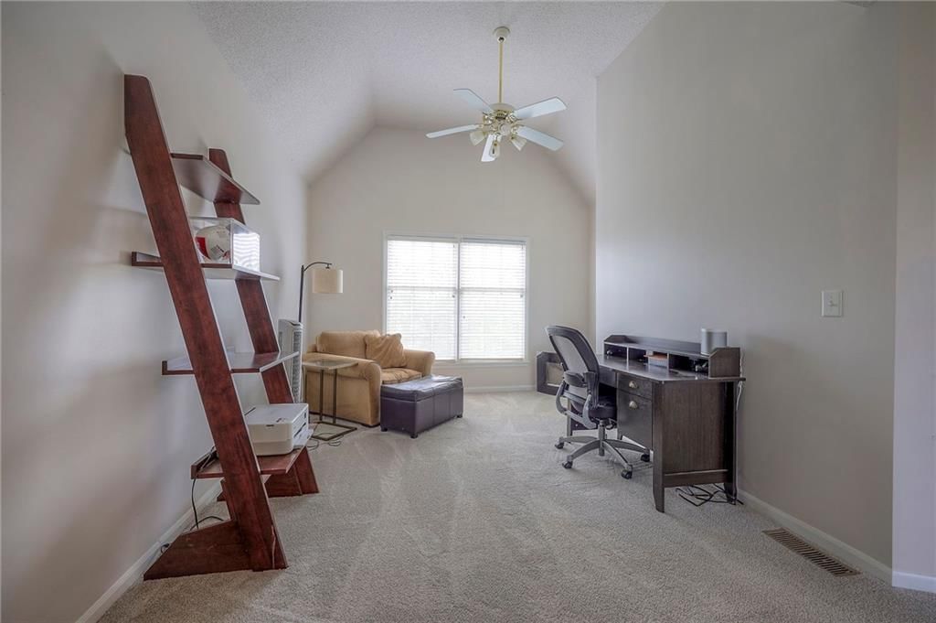 8112 W 129th Street — photo 11
