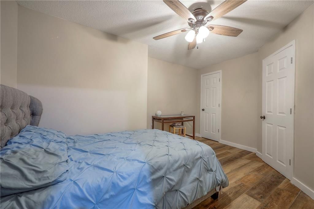 8112 W 129th Street — photo 20