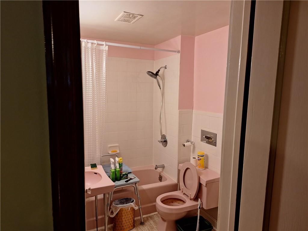 210 N Glenwood Avenue — photo 10