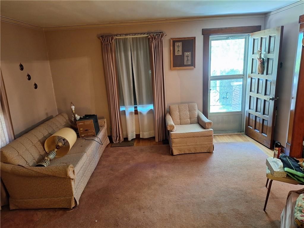210 N Glenwood Avenue — photo 12
