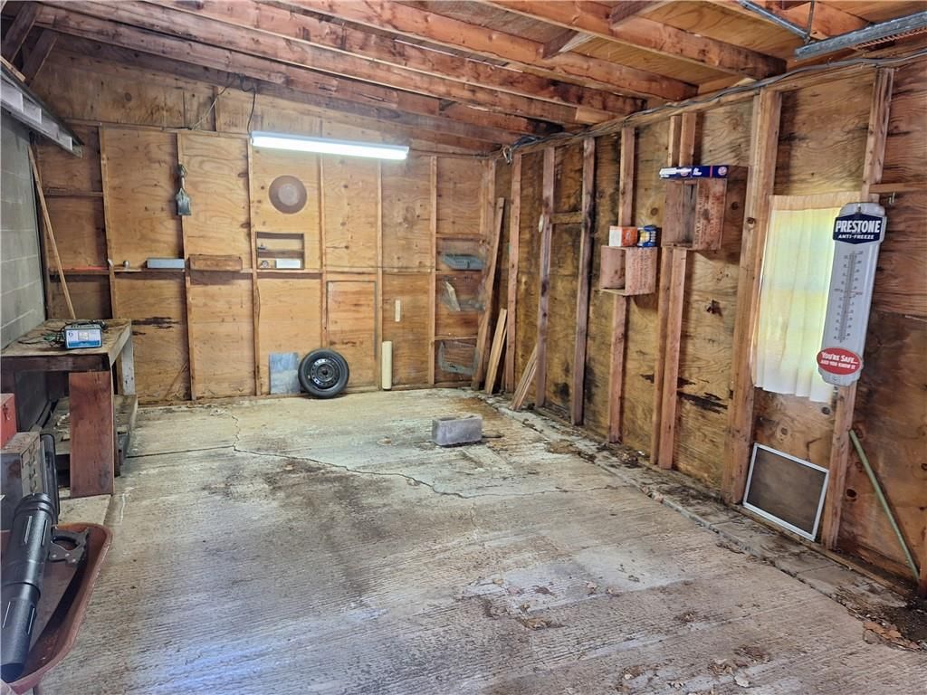 210 N Glenwood Avenue — photo 18