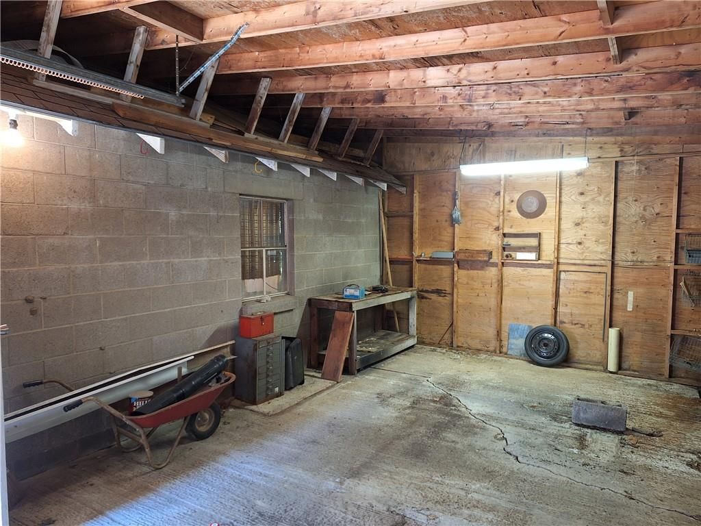 210 N Glenwood Avenue — photo 19