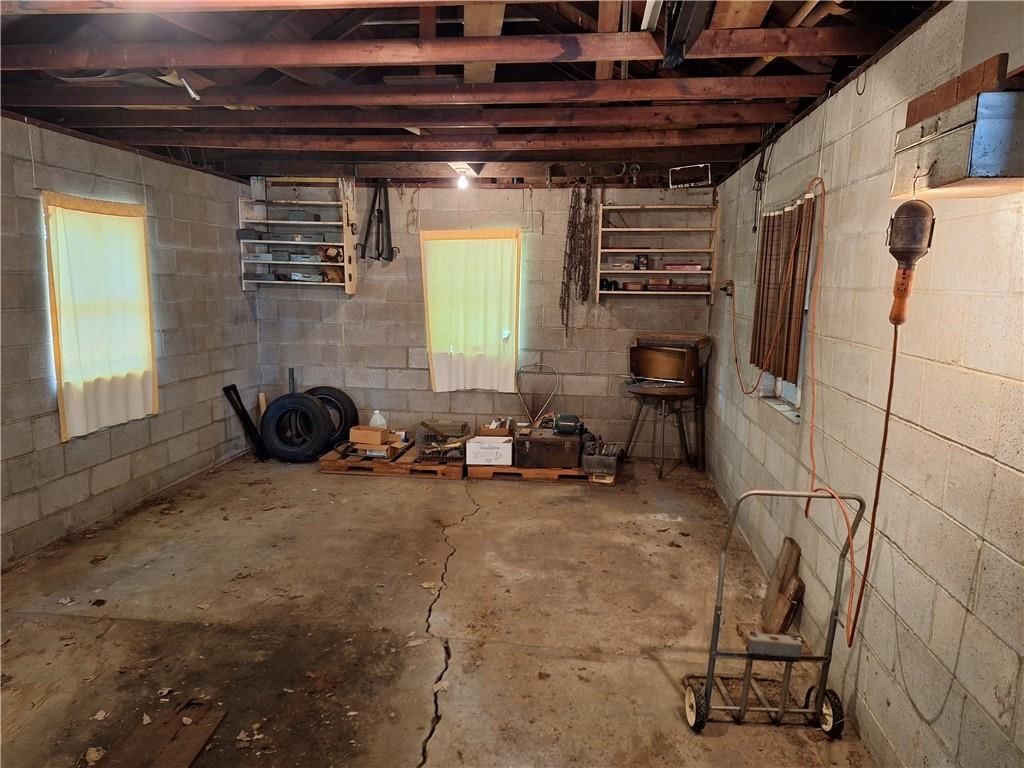 210 N Glenwood Avenue — photo 20